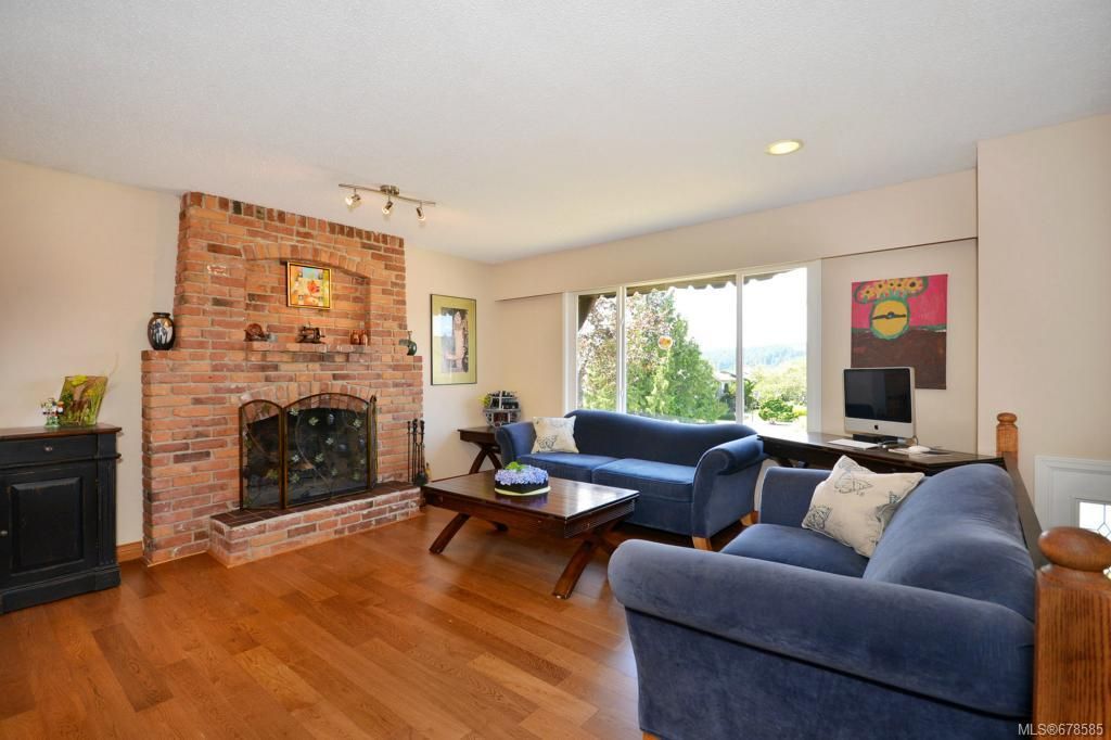 listing image 16045218368506540358