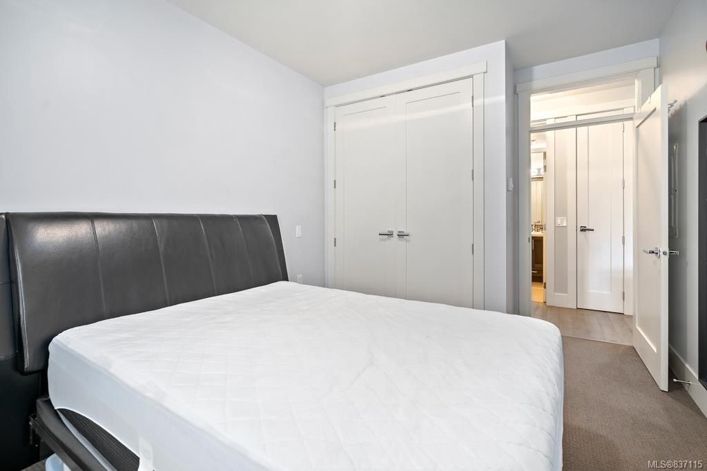 listing image 16047433112587171896