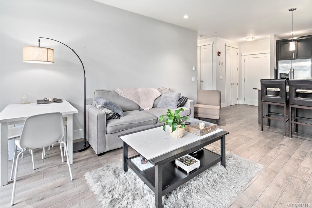 listing image 16044203928717994169