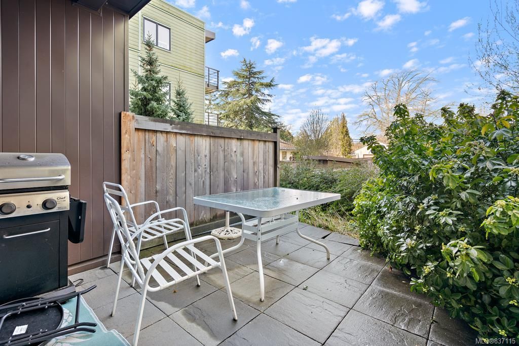 listing image 16040192210547304120