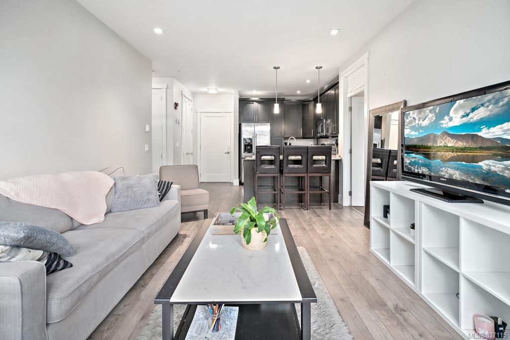 listing image 16040949605230665692