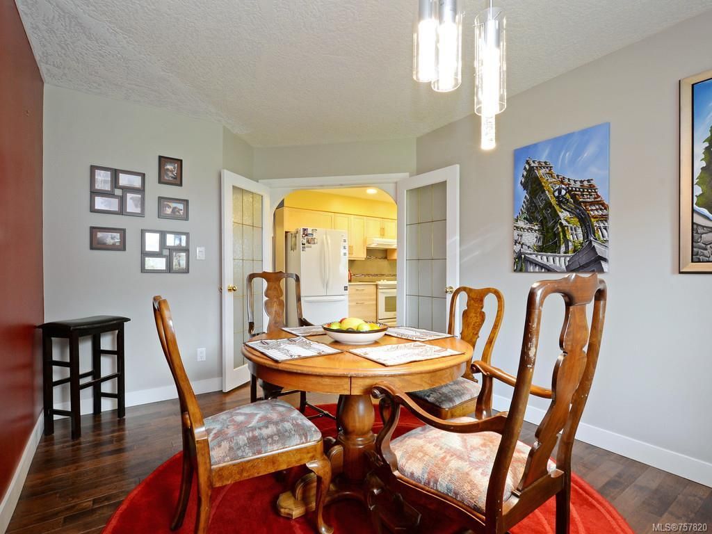 listing image 16041652724341152461