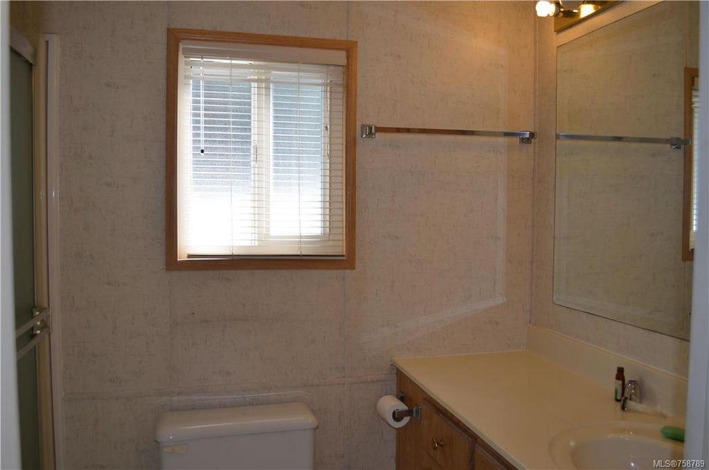 listing image 16048202416271002596