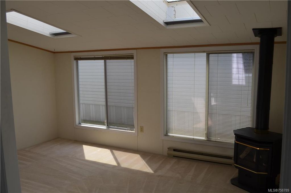listing image 16043235446528781386