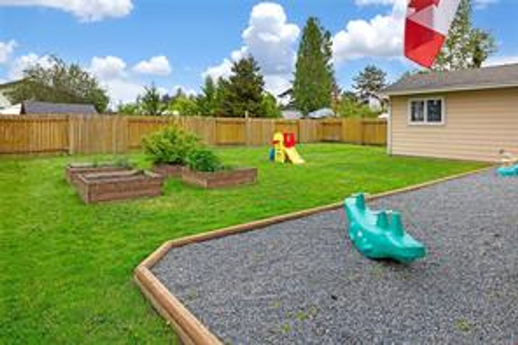 listing image 16043717660009