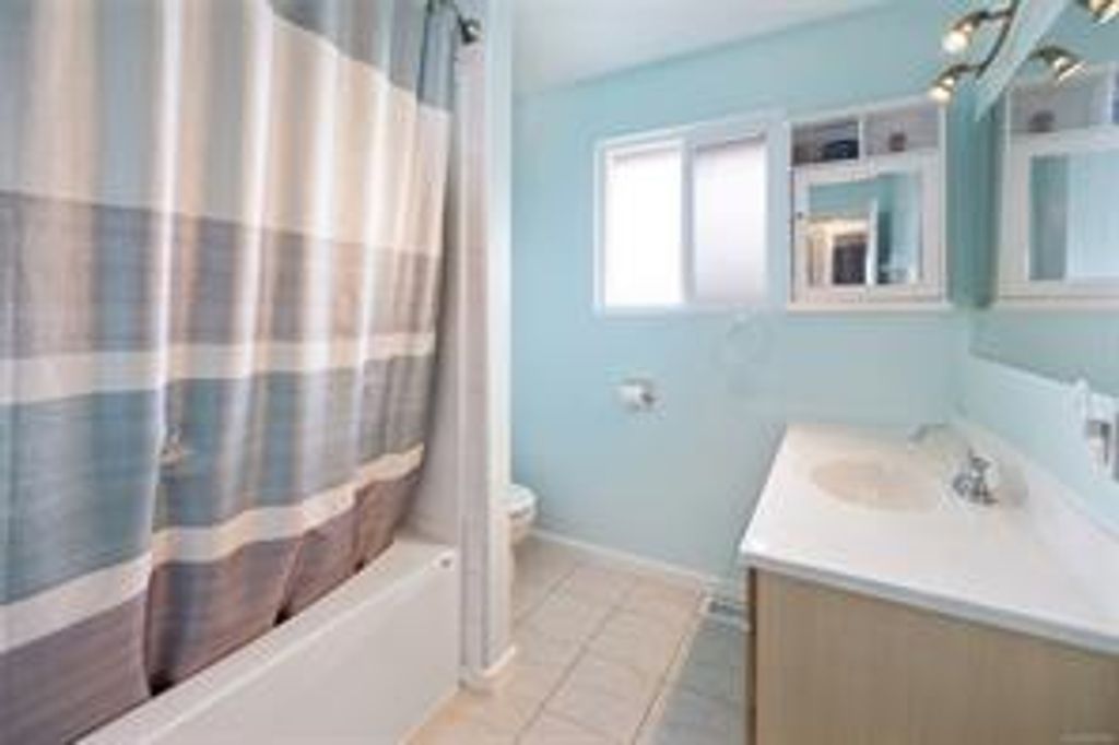 listing image 16043841778937