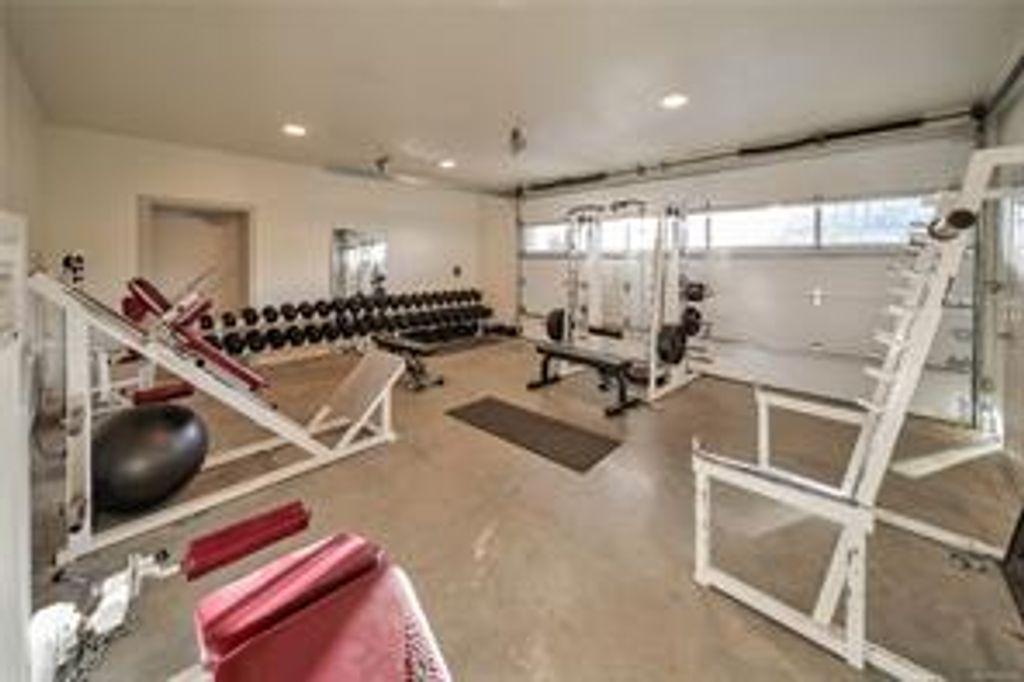 listing image 16040801120367296918
