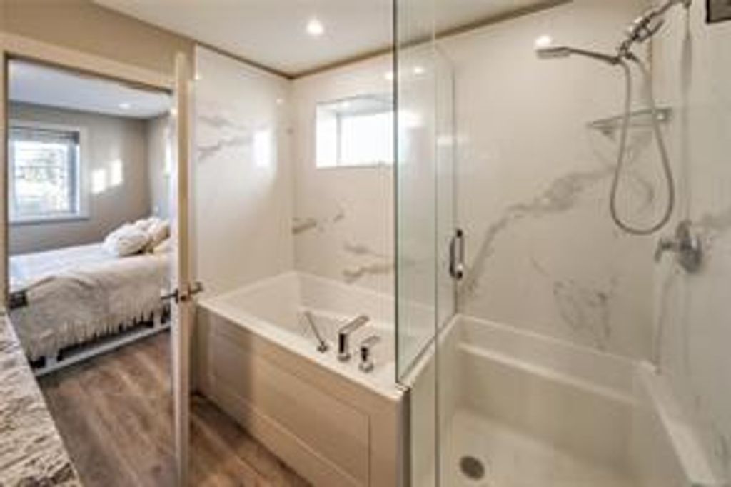 listing image 16047543134747745889