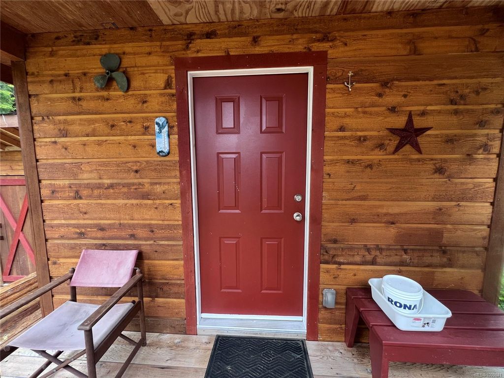 listing image 16040675941710342758