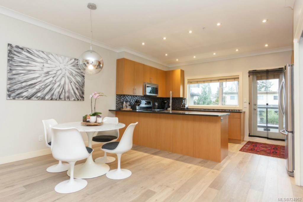 listing image 16043950282793032524