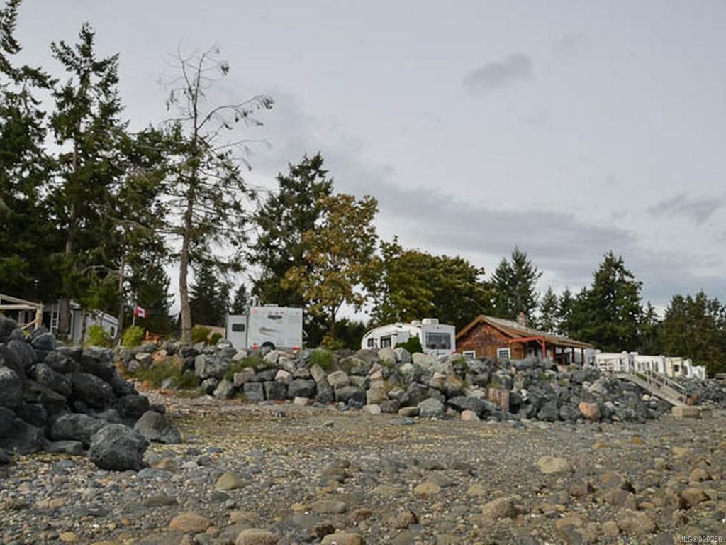 listing image 16048972746213387556