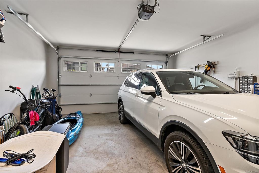 listing image 16044571209463696951