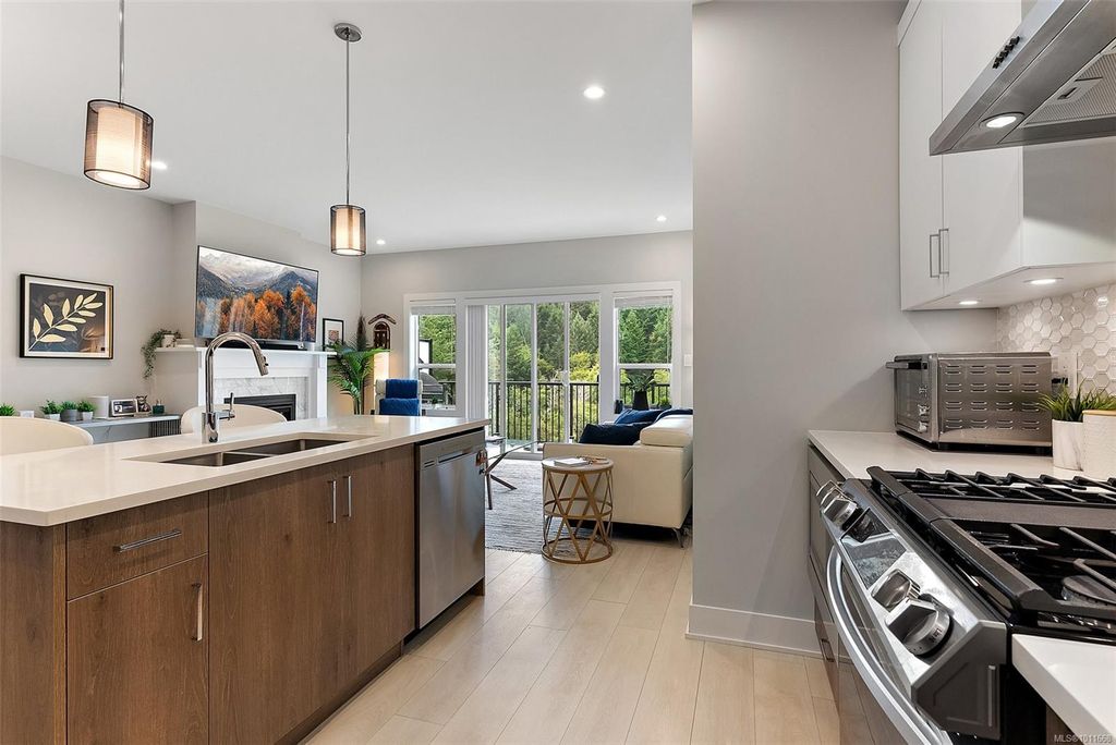 listing image 16043484114480120158