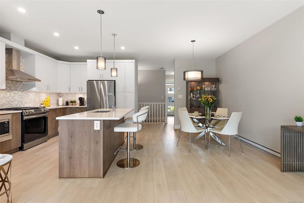 listing image 16042285260870761103