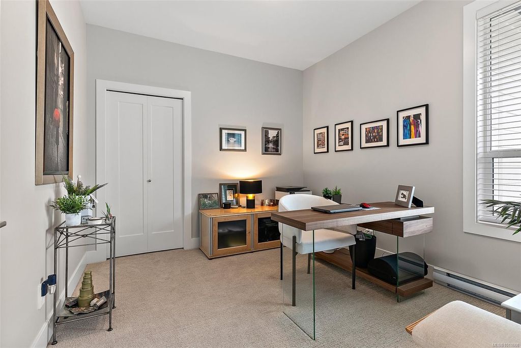 listing image 16041135484293786137