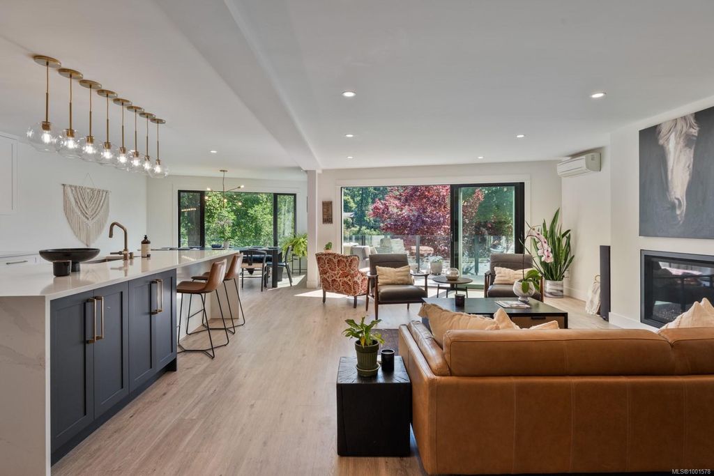 listing image 16045440527461801175