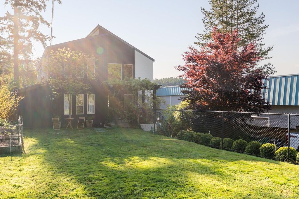 listing image 16047458295695951286