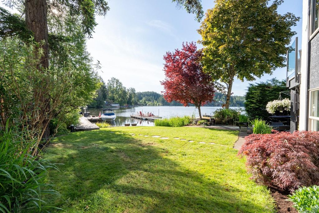listing image 16045901920872650380