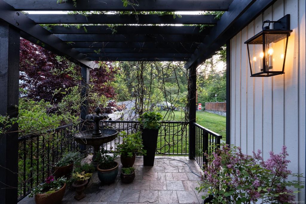 listing image 16046871259293478188
