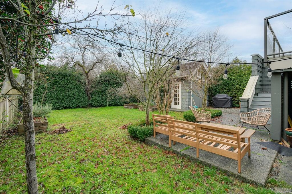 listing image 16043737230288159931