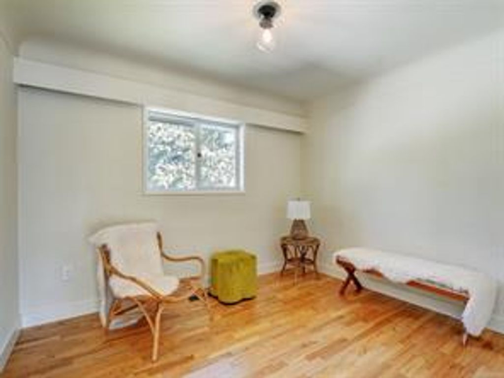 listing image 16047520112687828364