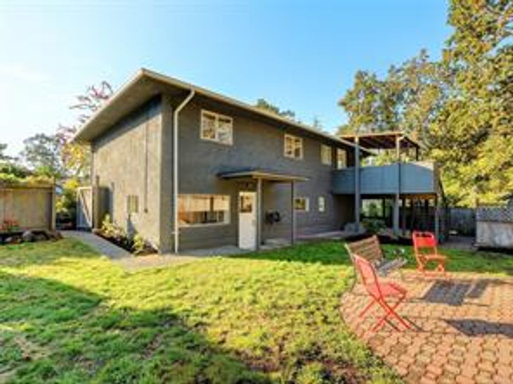 listing image 16046027083980167347