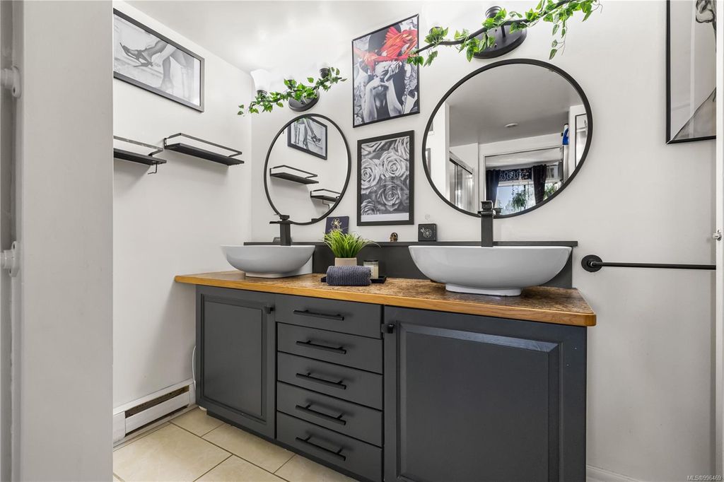listing image 16045571374357833960