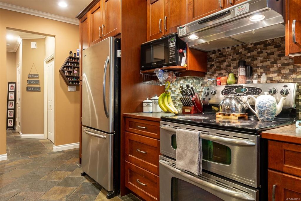 listing image 16043826847840