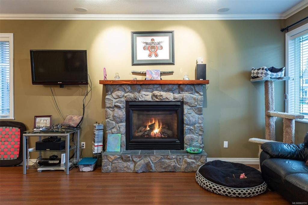 listing image 1604257216303