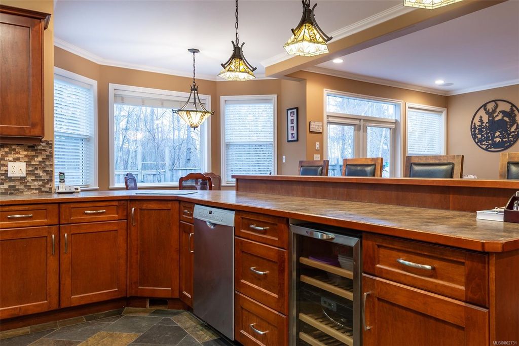 listing image 1604793734085