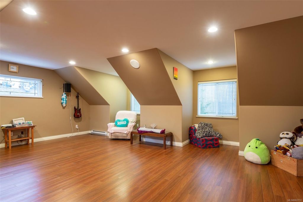 listing image 1604515741148