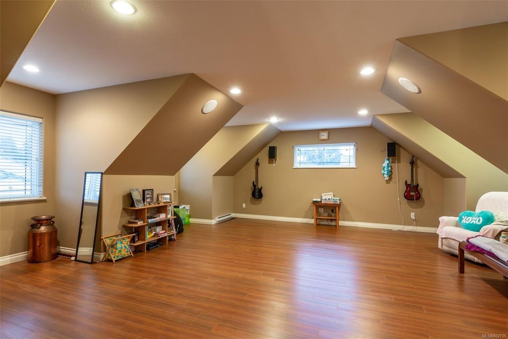 listing image 16043589009017