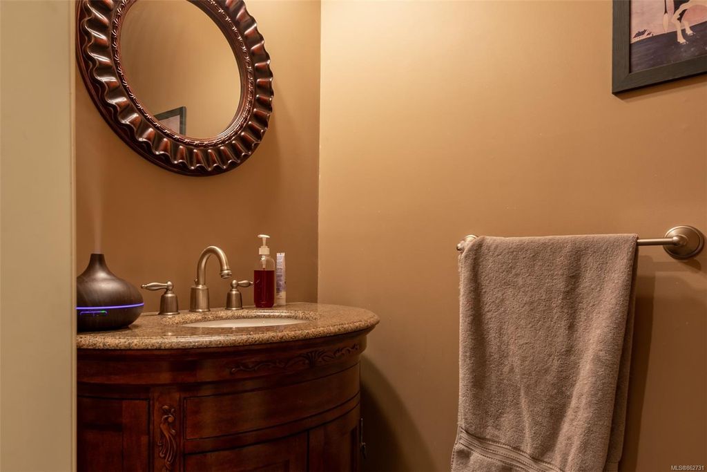 listing image 16042730752878