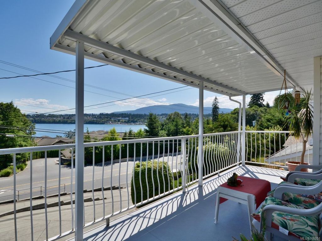 listing image 16049615612094947538