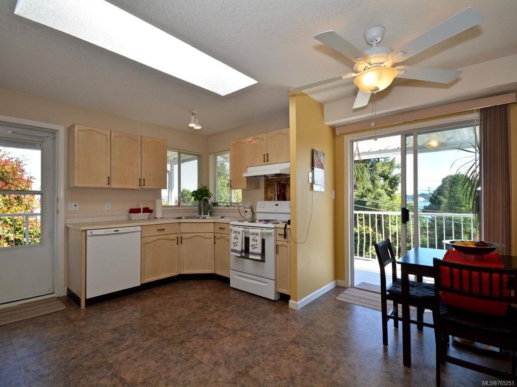 listing image 16045070320847378832