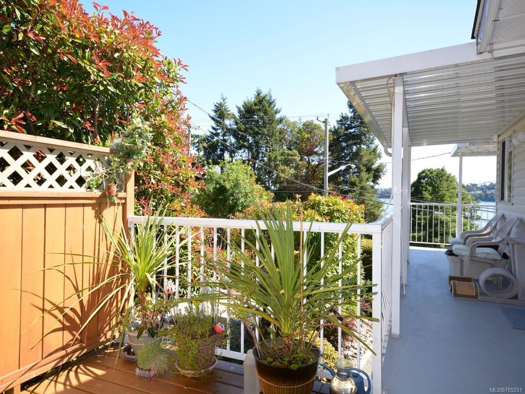 listing image 16042533890551590475