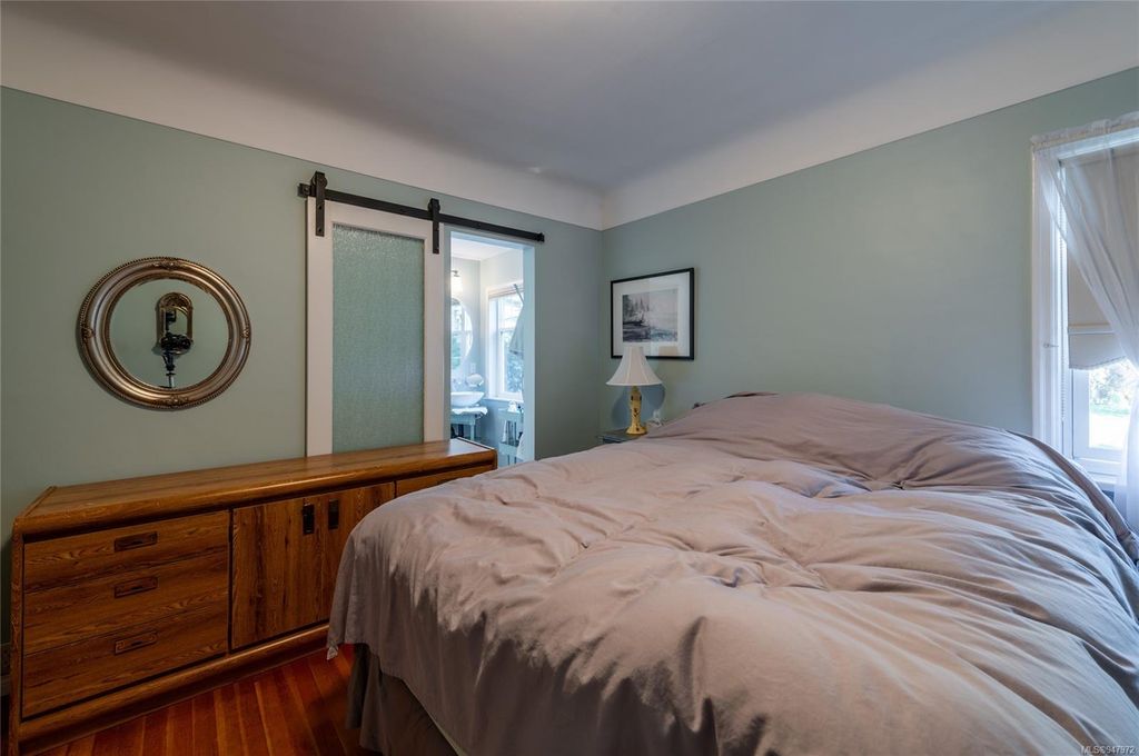 listing image 16040672707481649109