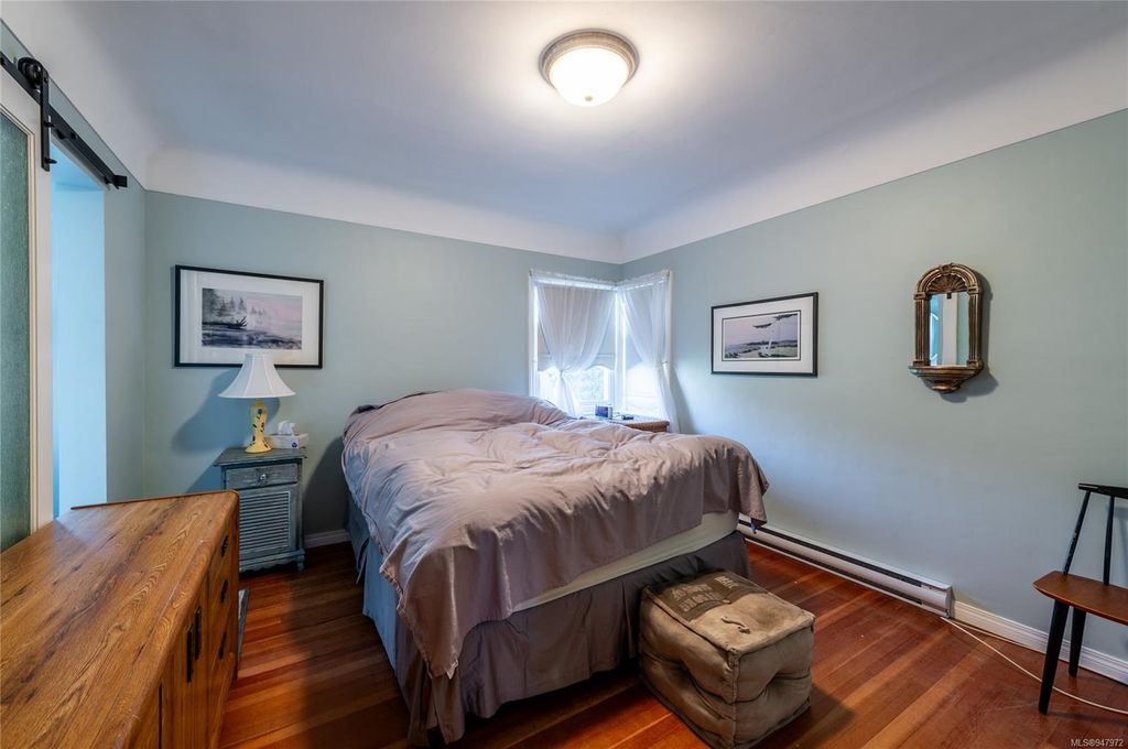 listing image 16045083336159429074