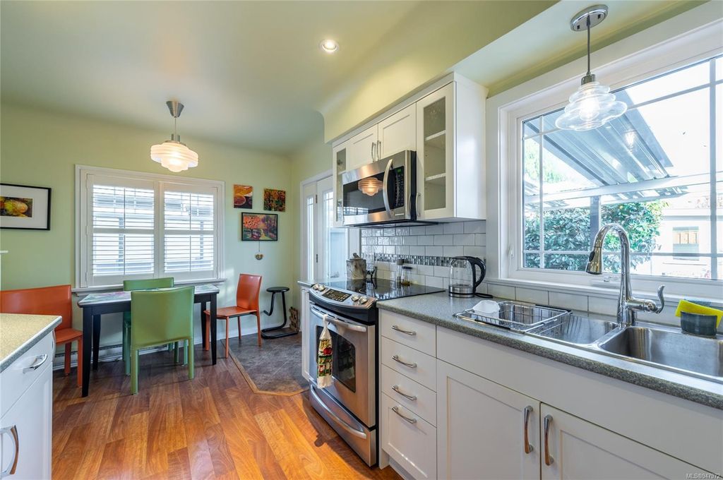 listing image 16045751874380925216