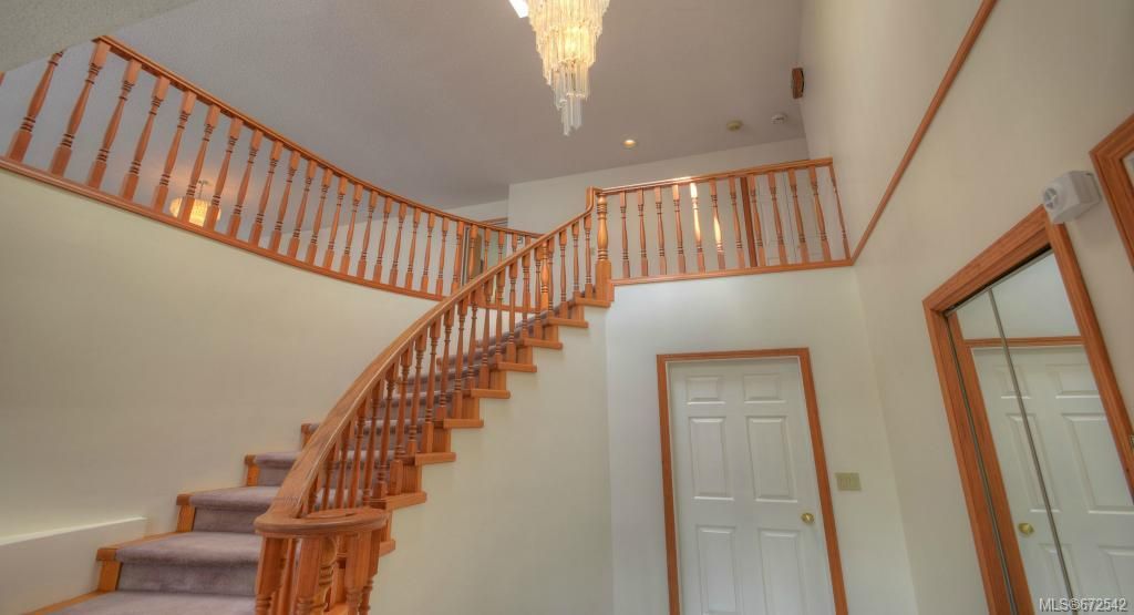 listing image 16049171938522343122