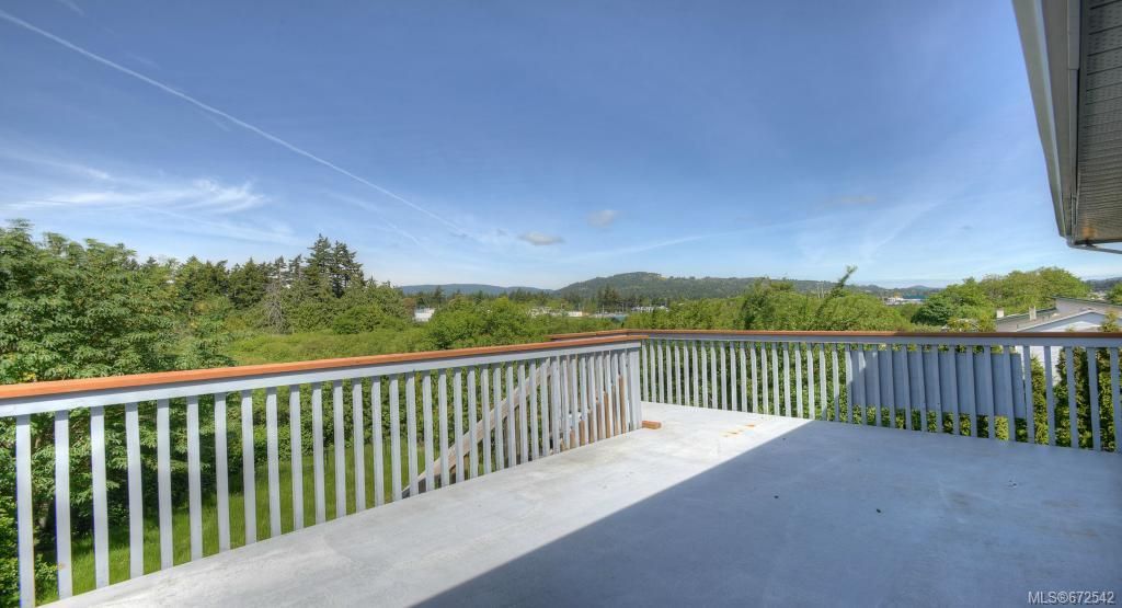 listing image 16048318149058087422