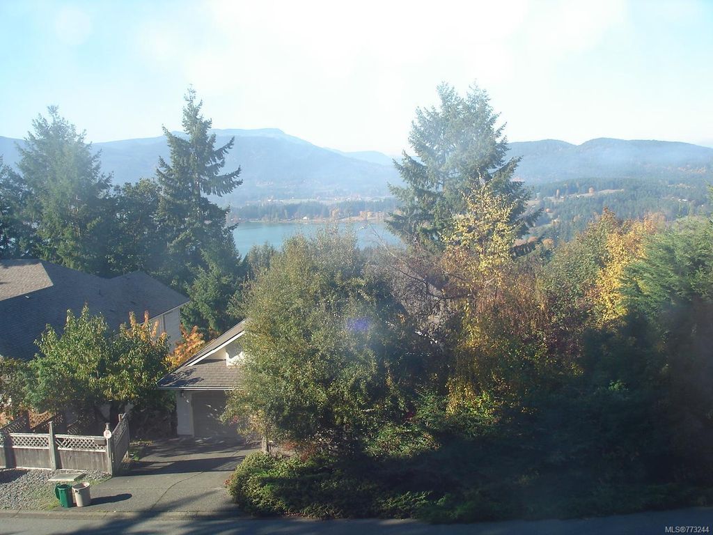listing image 16042543527038135568