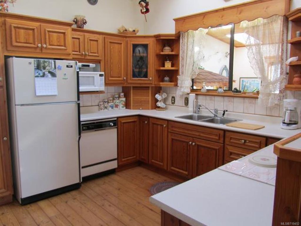 listing image 16047691826808734319
