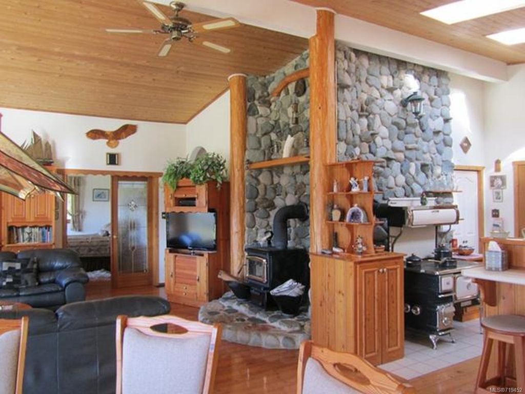 listing image 16043869926308577953