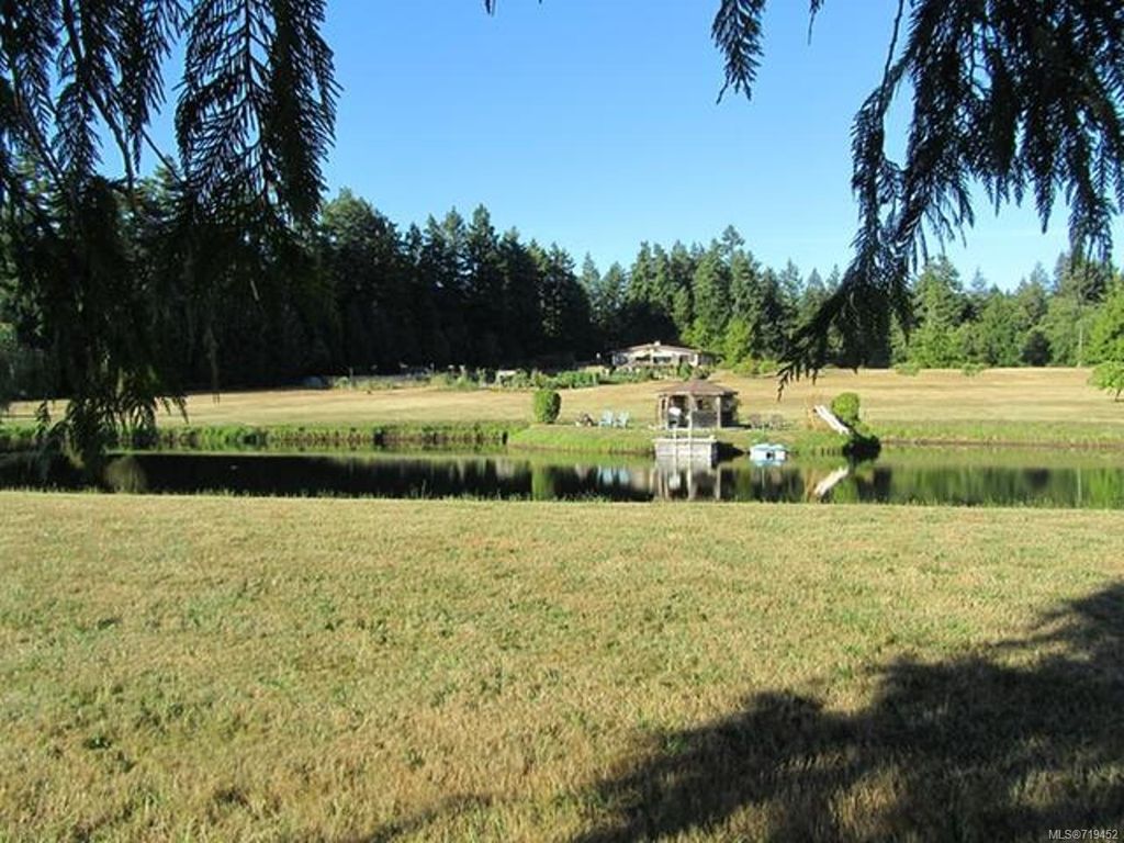 listing image 16043088179402659839