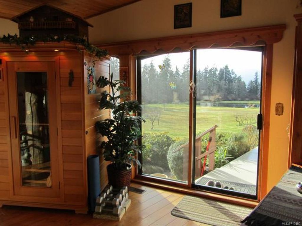 listing image 16042366922527861800