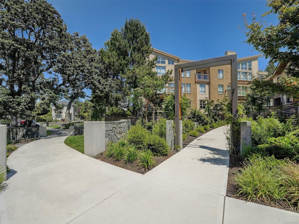 listing image 16041343725327529572