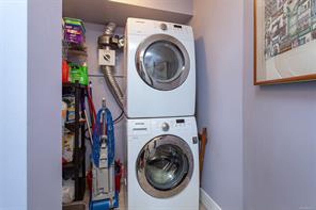 listing image 16042009658130