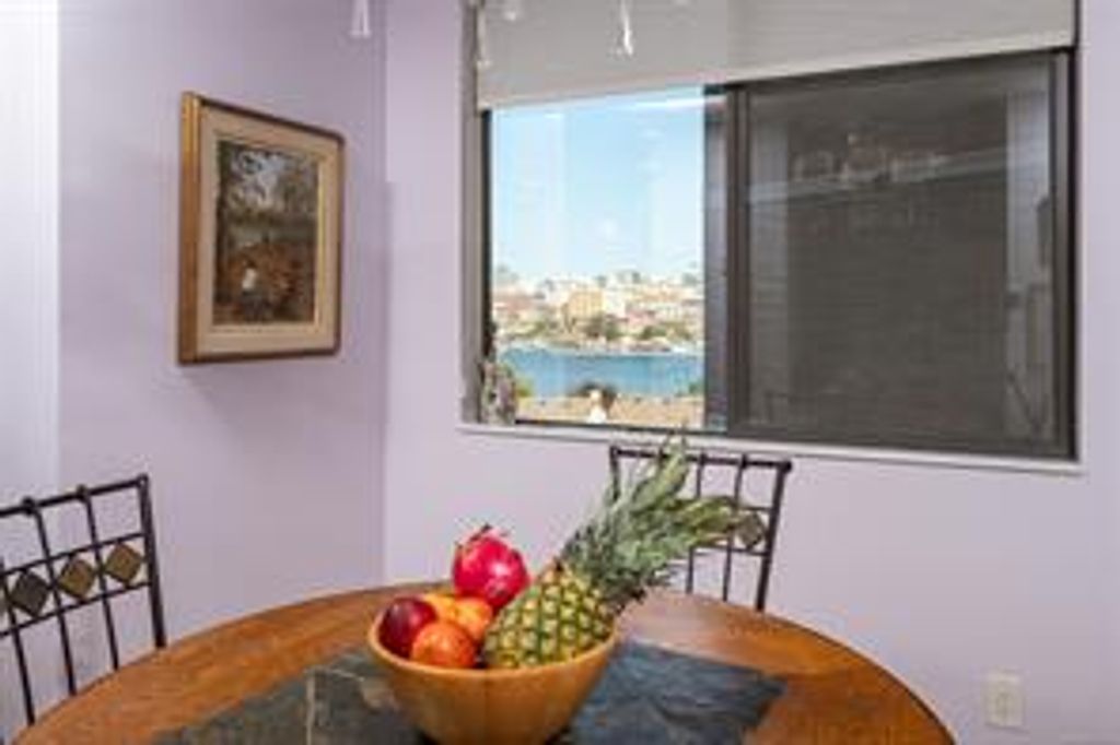 listing image 16041698024437