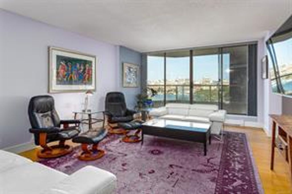 listing image 16048541564